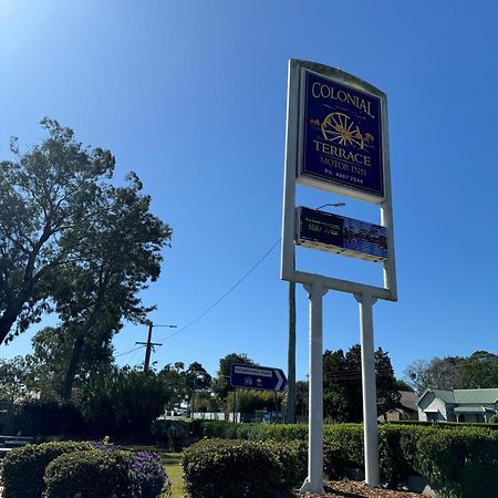 Colonial Terrace Motor Inn Raymond Terrace Exterior photo